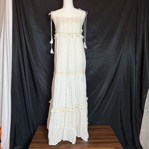 Boho Dream in Ivory 🤍 | Raga by Chaudry KC Tassel Tie Maxi Dress – Size‎ Small